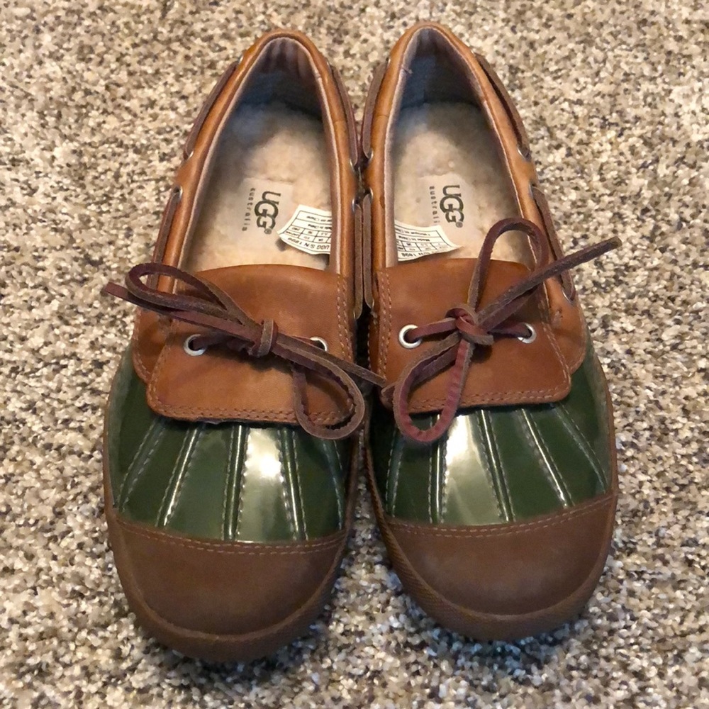 •UGG• NWOT Ashdale Duck Boots